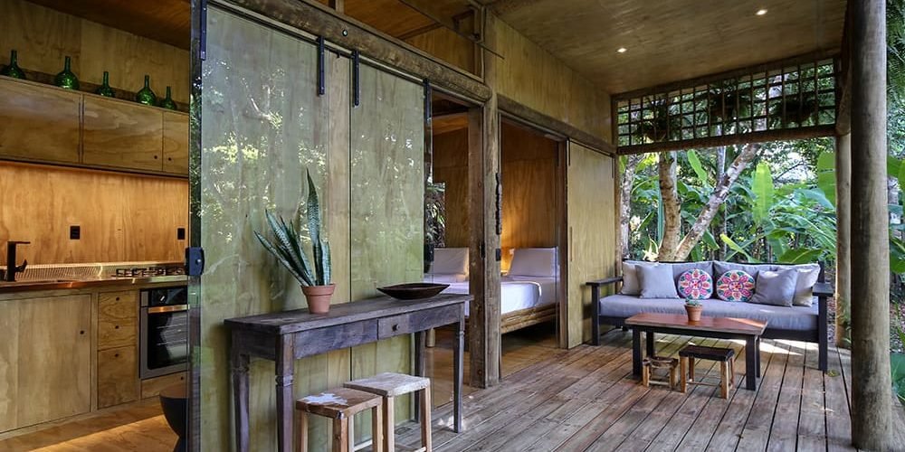 CASA MADEIRA varanda e cozinha